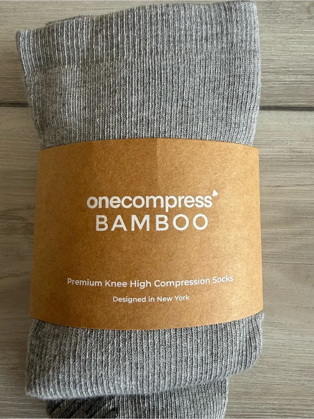 Onecompress Bamboo Knee High Compression Socks Grey Size M/L NWT